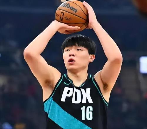 激情对决,斯特拉斯堡,迎战巴黎圣,乐鱼体育官网,乐鱼体育直播,体育赛事直播,足球直播